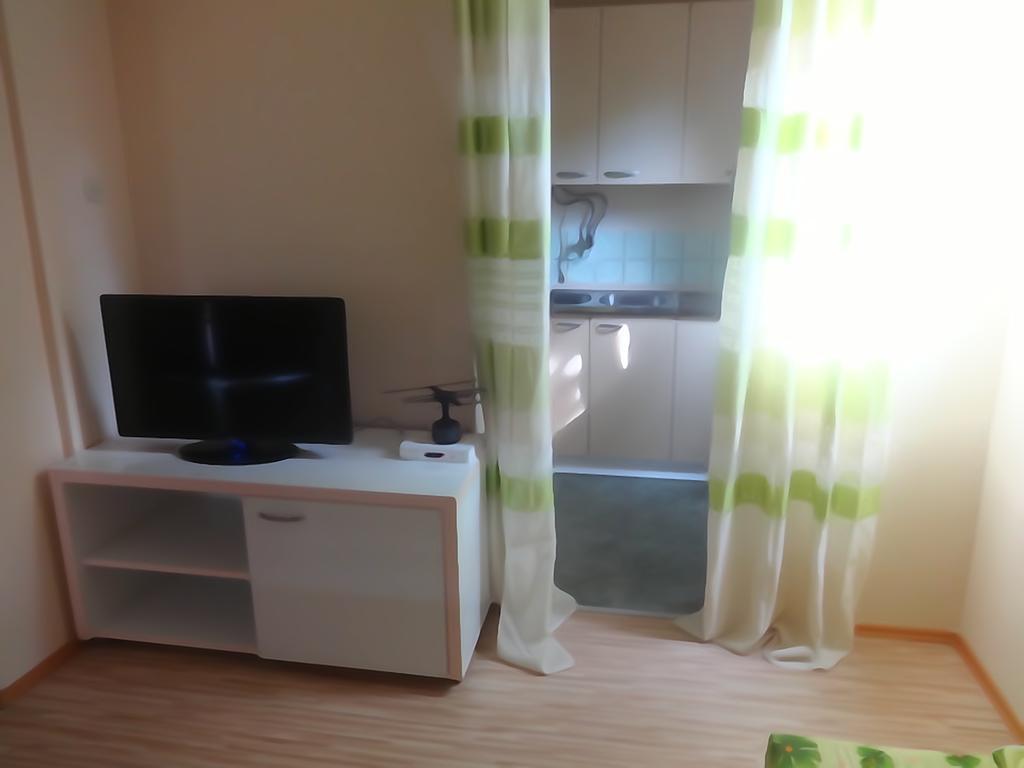 Karali Apartments Lagadin Ngoại thất bức ảnh