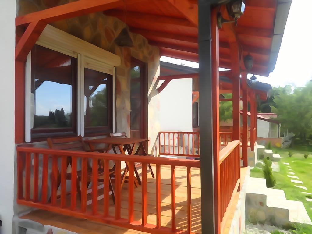 Karali Apartments Lagadin Ngoại thất bức ảnh