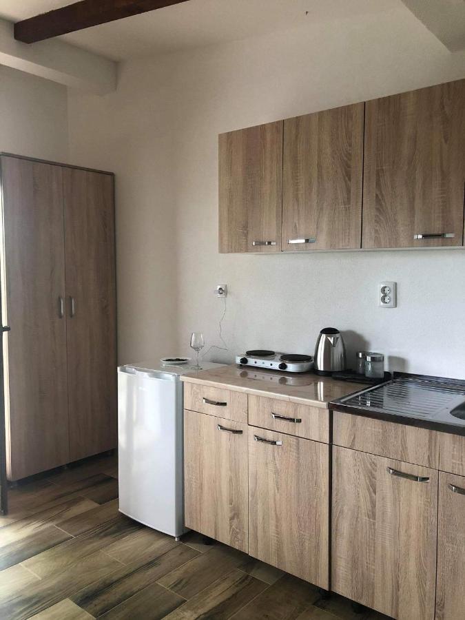 Karali Apartments Lagadin Ngoại thất bức ảnh