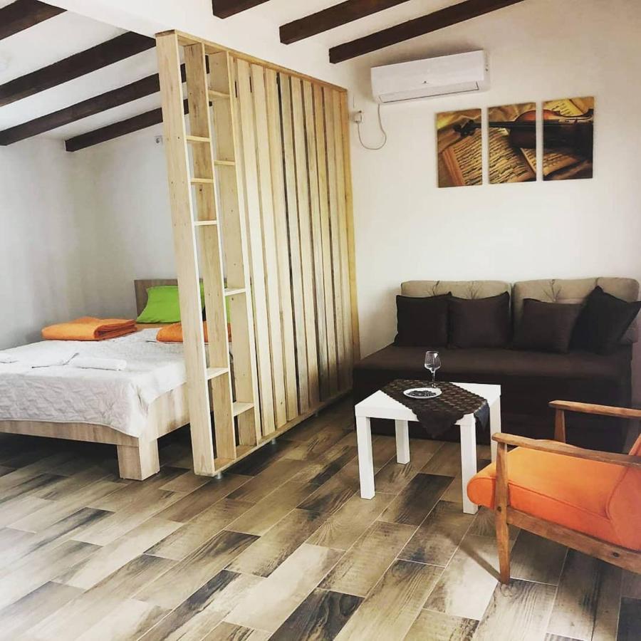 Karali Apartments Lagadin Ngoại thất bức ảnh